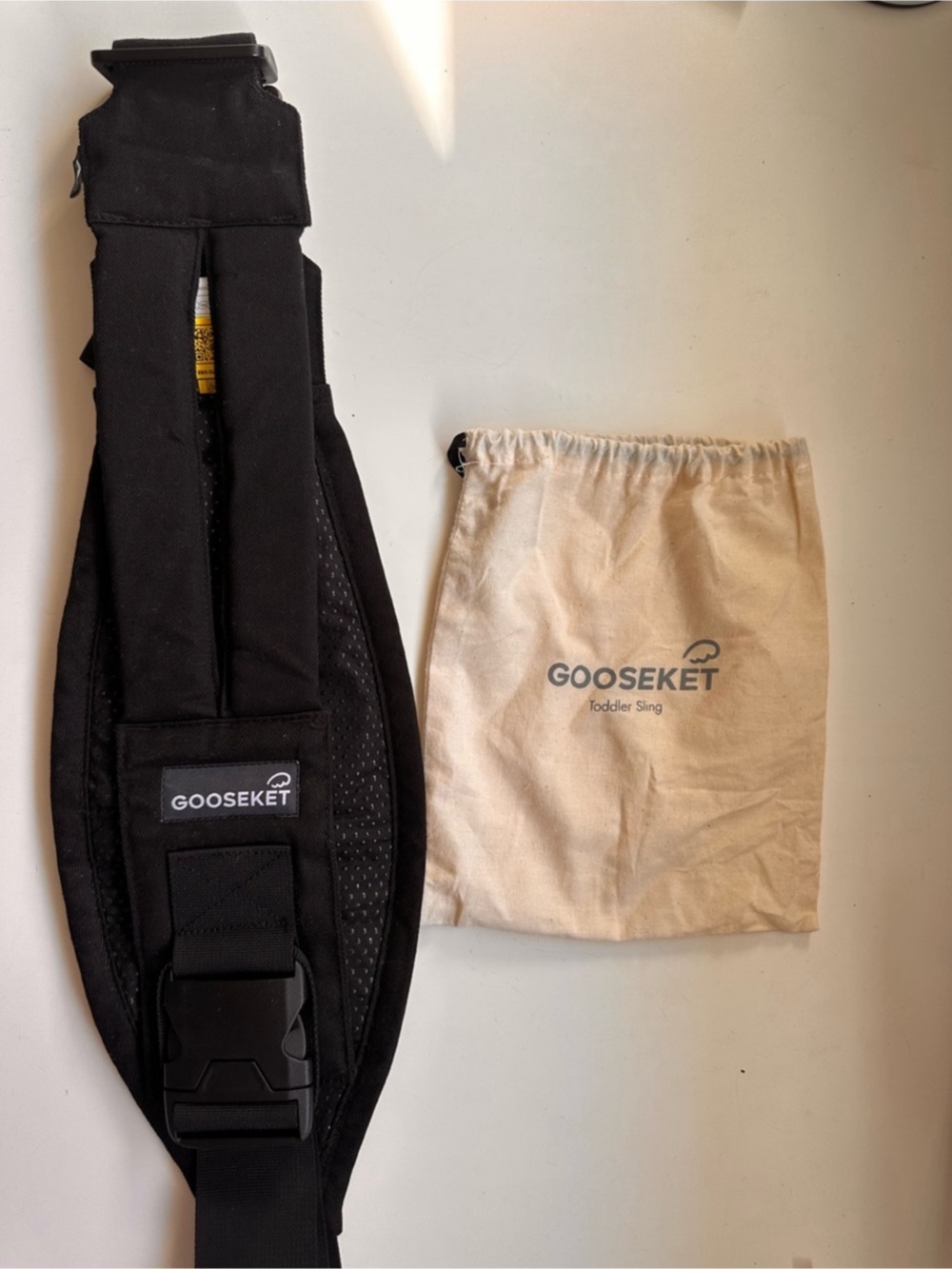 GOOSEKET toddler Sling Black Carrier